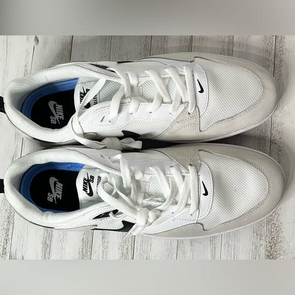 Nike Alleyoop white black - Picture 1 of 3